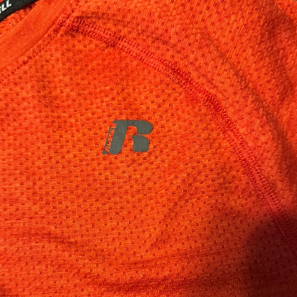 Russell Athletic Dri-Power 360 Red Short Sleeve Shirt - Picture 3 of 4